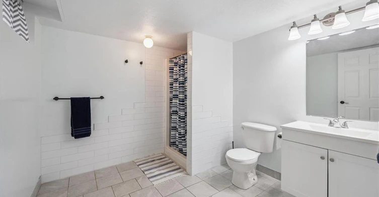 Lower-233 Dearborn Boulevard, Waterloo, ON, N2J 4Y5 - 11