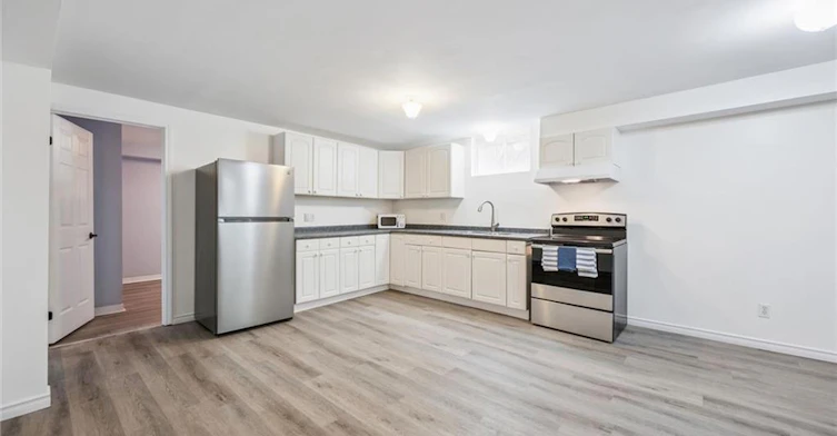 Lower-233 Dearborn Boulevard, Waterloo, ON, N2J 4Y5 - 7