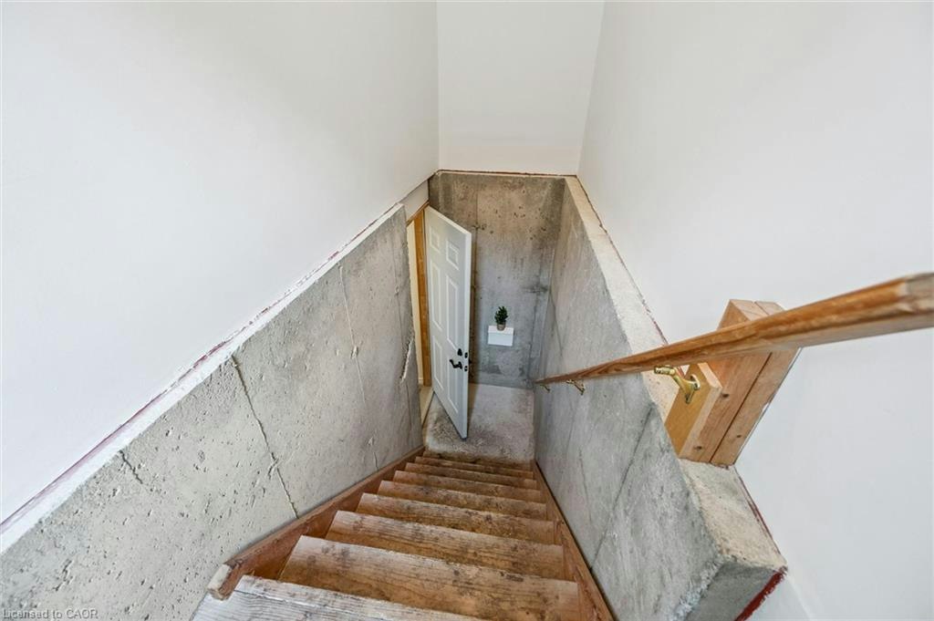 Lower-233 Dearborn Boulevard, Waterloo, ON, N2J 4Y5 - 4