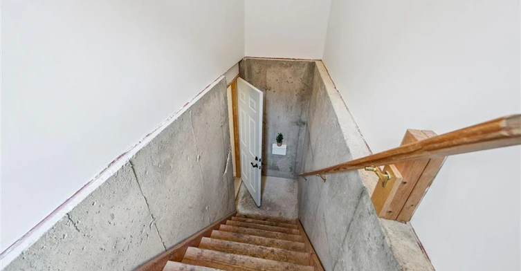 Lower-233 Dearborn Boulevard, Waterloo, ON, N2J 4Y5 - 4