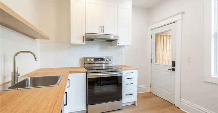 1-48 Burris Street, Hamilton, ON, L8M 2J4