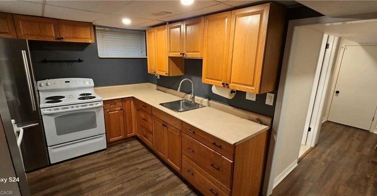 BASEMENT-15 Bolan Court, Hamilton, ON, L8V 1S6 - 5