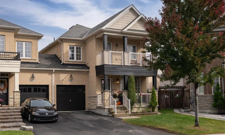 1469 Haws Crescent