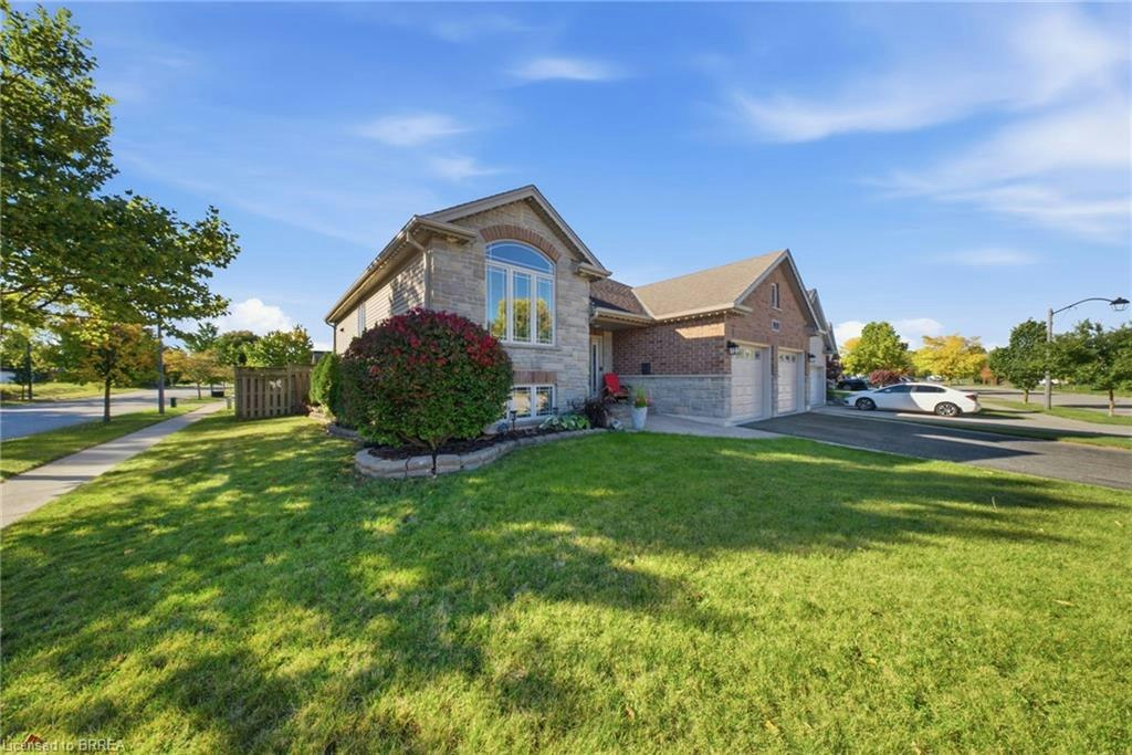 5 Mission Road, Brantford, ON, N3S 7X8
