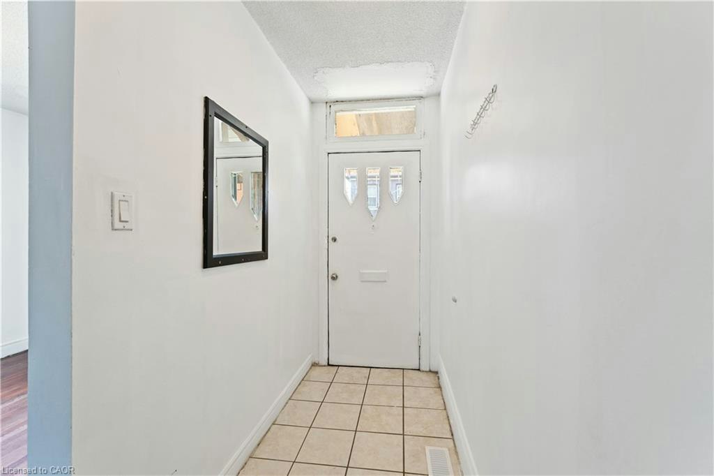 33 Madison Avenue, Hamilton, ON, L8L 5Y2 - 3