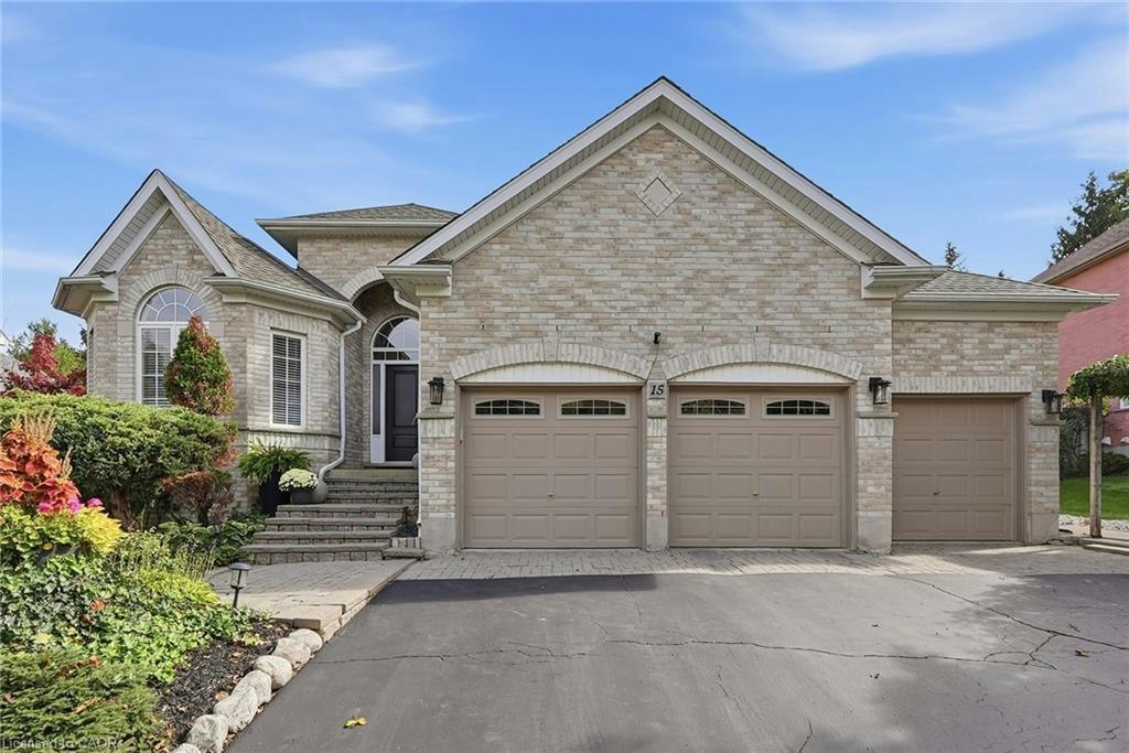 15 Everwood Run, Kitchener, ON, N2P 2B1