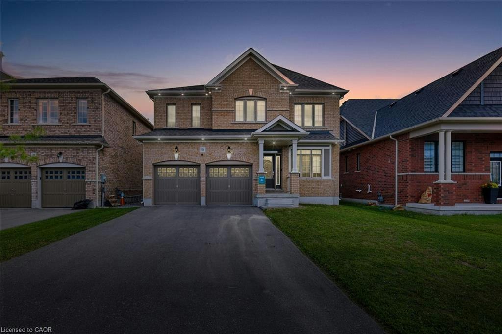 15 Douglas Kemp Crescent, Clarington, ON, L1C 7E3