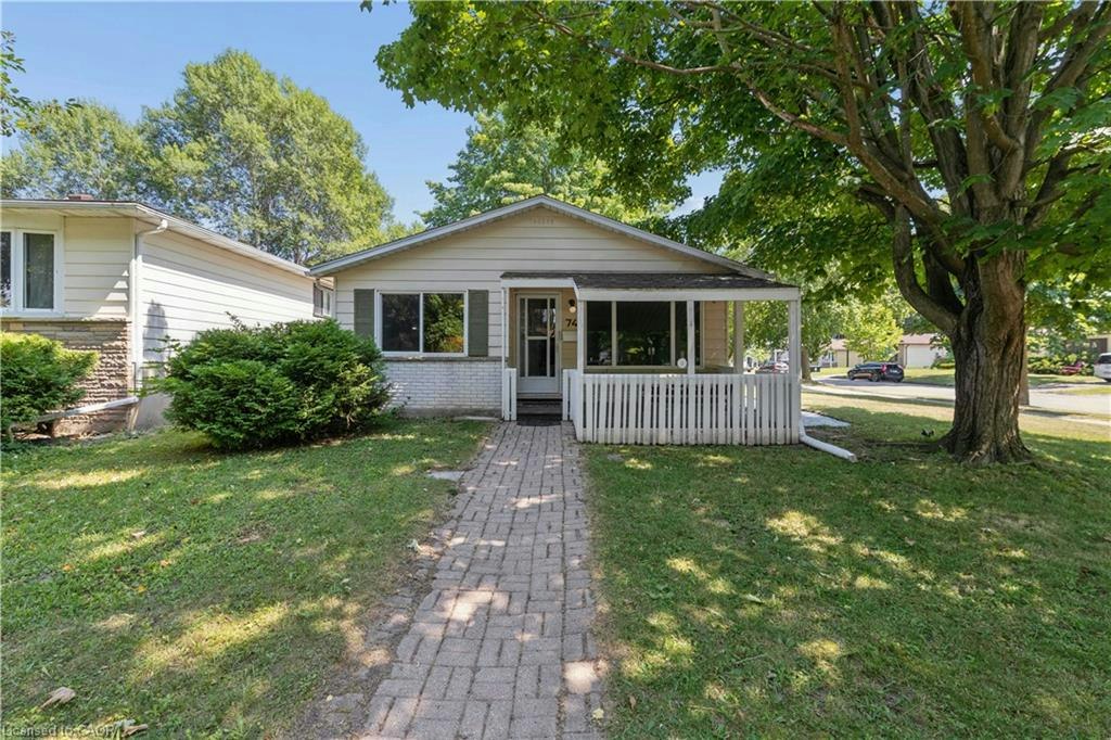 74 Helene Crescent, Waterloo, ON, N2L 5E5