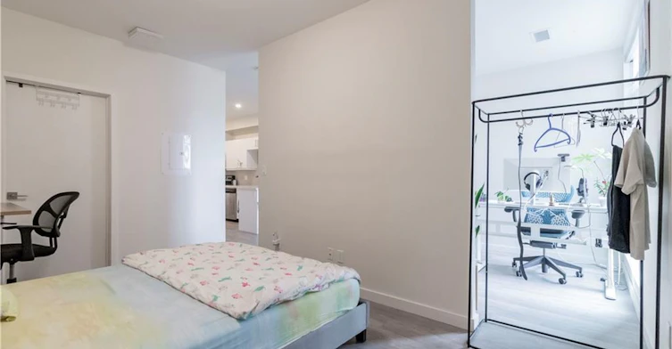519-690 King Street W, Kitchener, ON, N2G 0B9 - 13