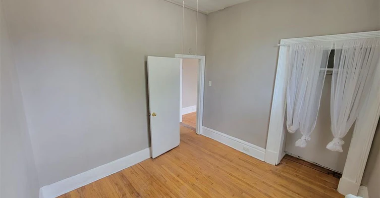1-303 East 19th Street, Hamilton, ON, L9A 4S6 - 5