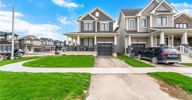 240 Velvet Way, Thorold, ON, L2V 0N9 - 3