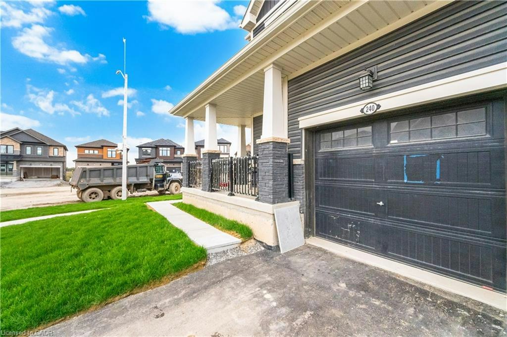 240 Velvet Way, Thorold, ON, L2V 0N9 - 8