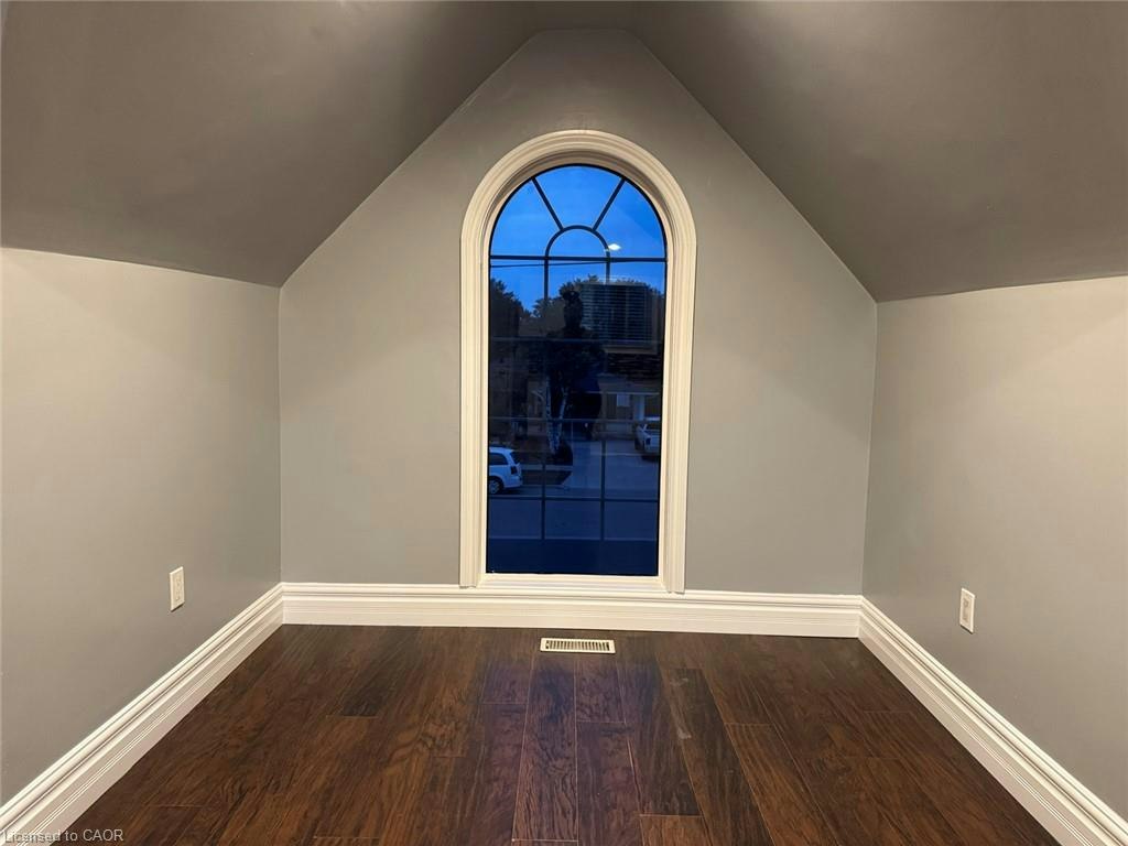 A-166 Cedardale Avenue, Hamilton, ON, L8E 1R1 - 6