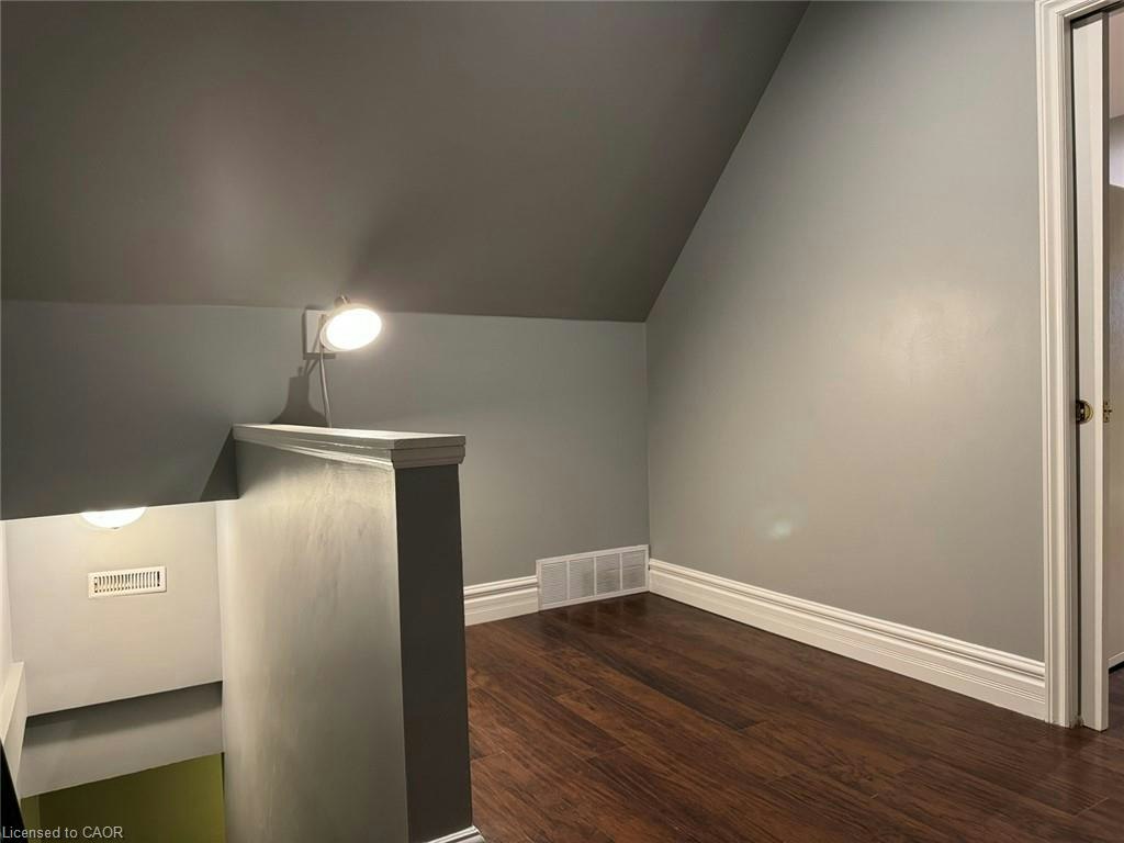 A-166 Cedardale Avenue, Hamilton, ON, L8E 1R1 - 11