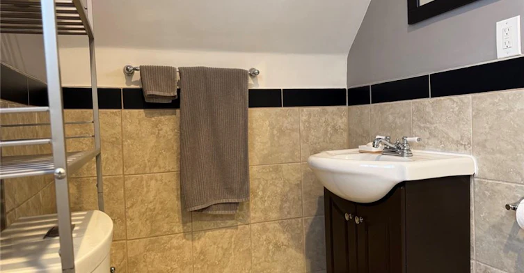 A-166 Cedardale Avenue, Hamilton, ON, L8E 1R1 - 18