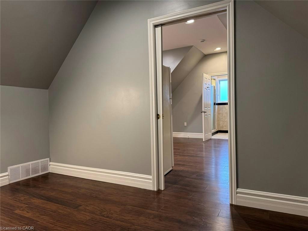 A-166 Cedardale Avenue, Hamilton, ON, L8E 1R1 - 10