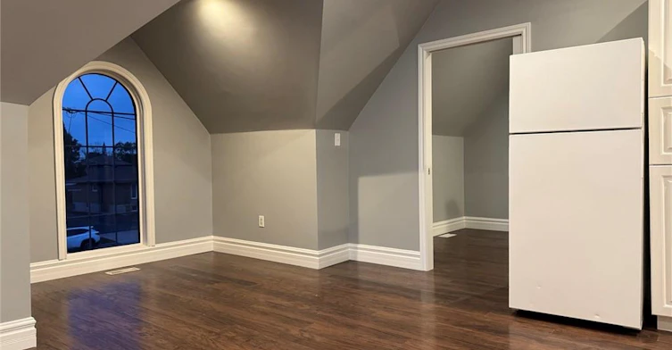 A-166 Cedardale Avenue, Hamilton, ON, L8E 1R1 - 2