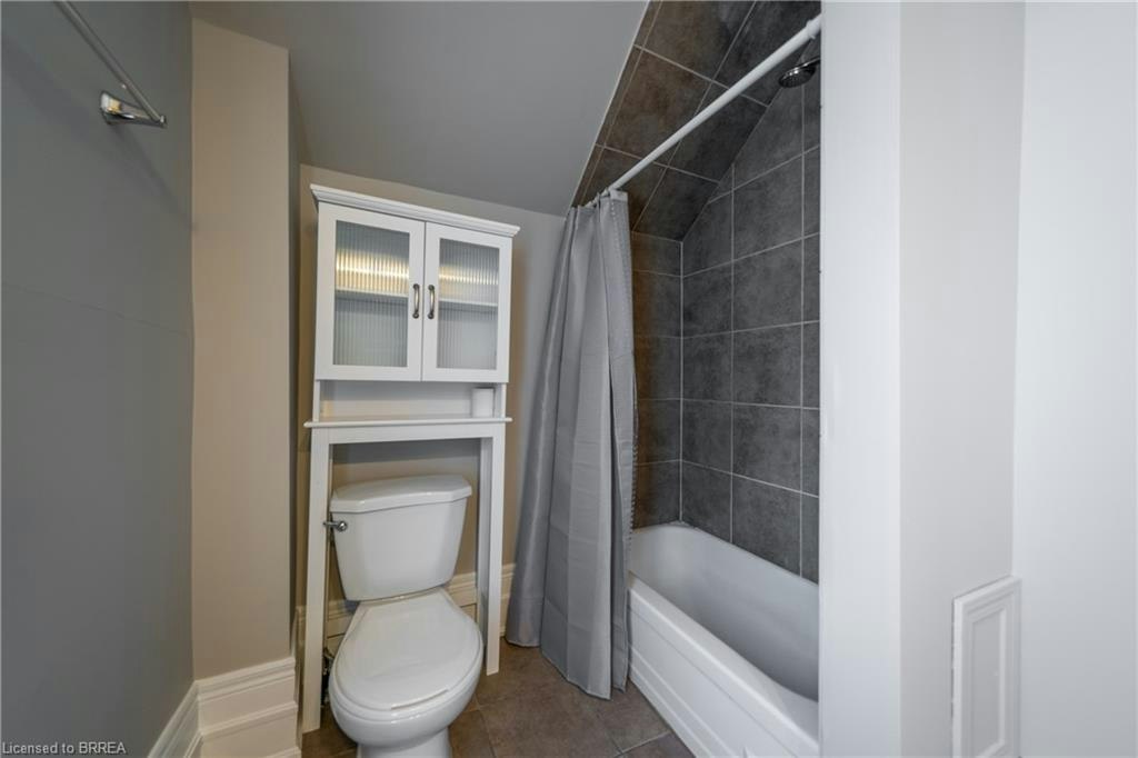 A-76 Richmond Street, Brantford, ON, N3T 3Y5 - 13