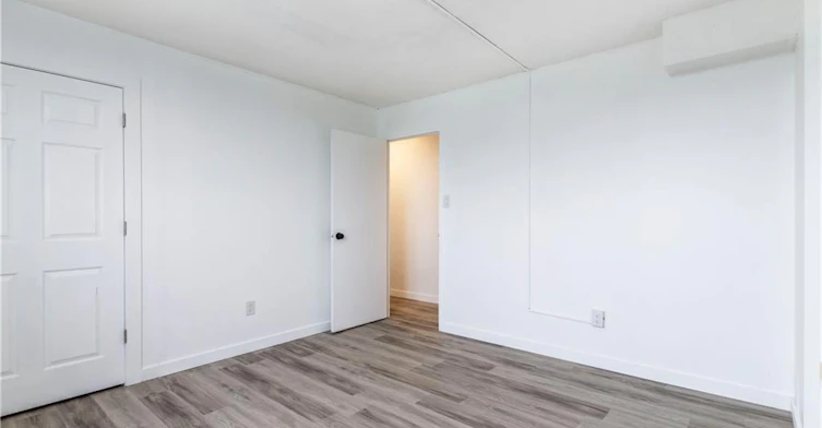 908-975 Warwick Court, Burlington, ON, L7T 3Z7 - 14