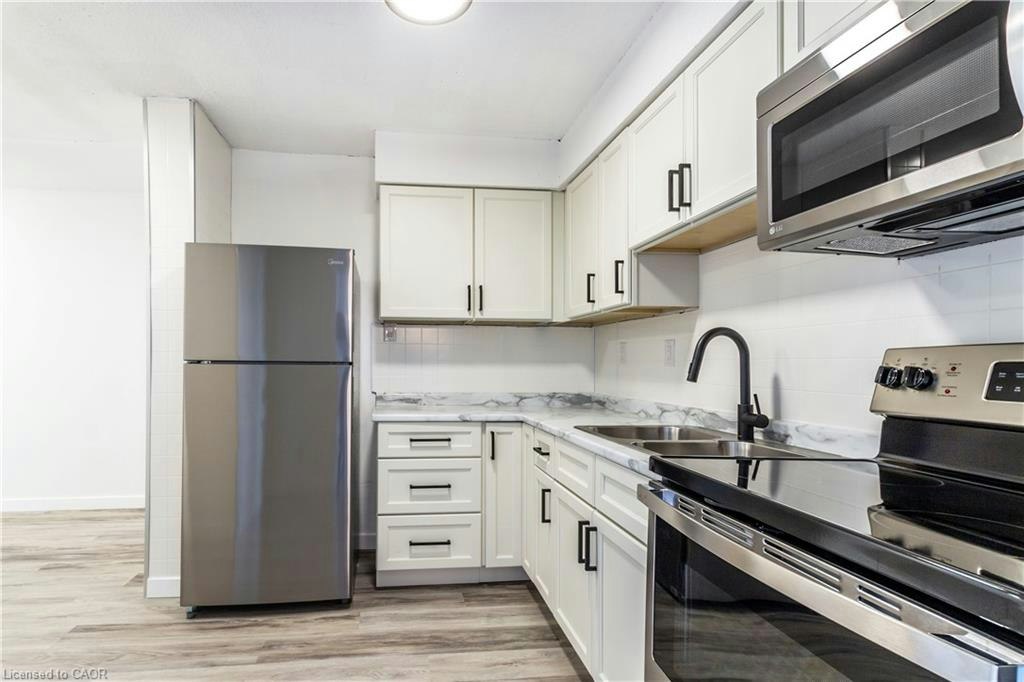 908-975 Warwick Court, Burlington, ON, L7T 3Z7 5