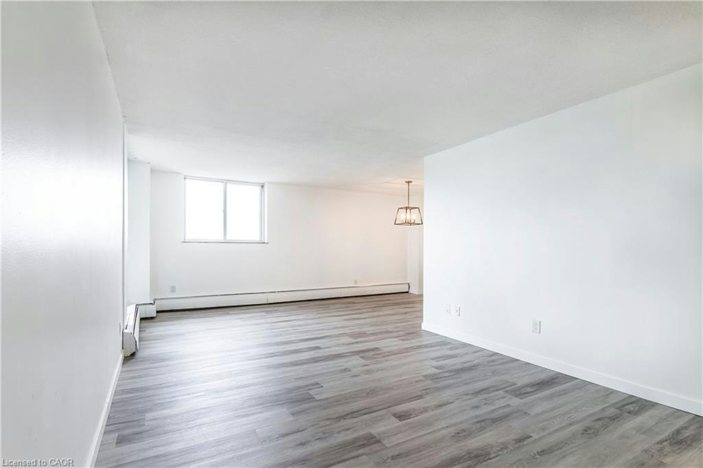 908-975 Warwick Court, Burlington, ON, L7T 3Z7 - 9