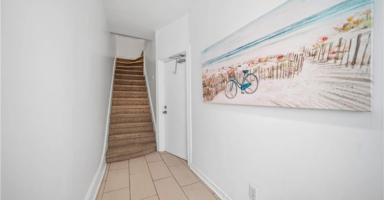 2-107 Queen Street S, Hamilton, ON, L8P 3R9 - 4