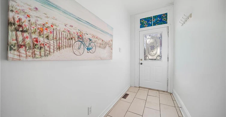 2-107 Queen Street S, Hamilton, ON, L8P 3R9 - 3