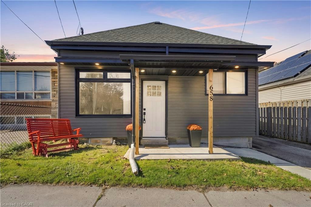 658 Upper Wellington Street, Hamilton, ON, L9A 3R1