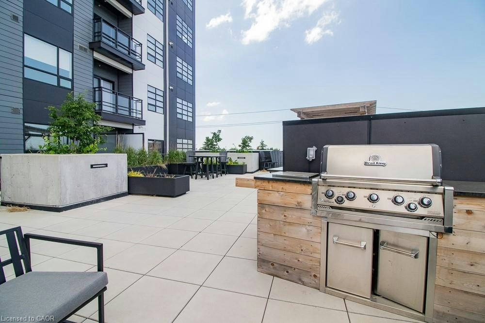 517-251 Northfield Drive, Waterloo, ON, N2K 3H4 - 8