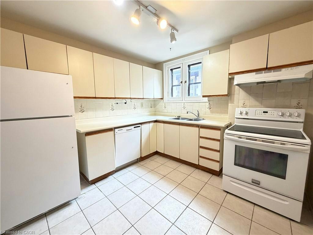 507 Aberdeen Avenue, Hamilton, ON, L8P 2S6 - 4