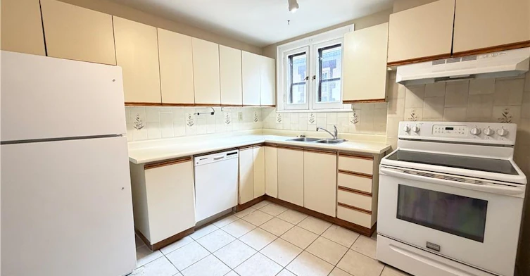 507 Aberdeen Avenue, Hamilton, ON, L8P 2S6 - 4