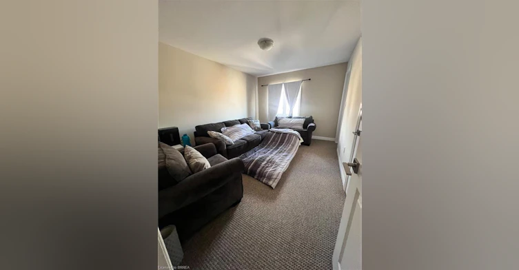 21 Vic Chambers Place, Brant, ON, N3L 0E6 - 17