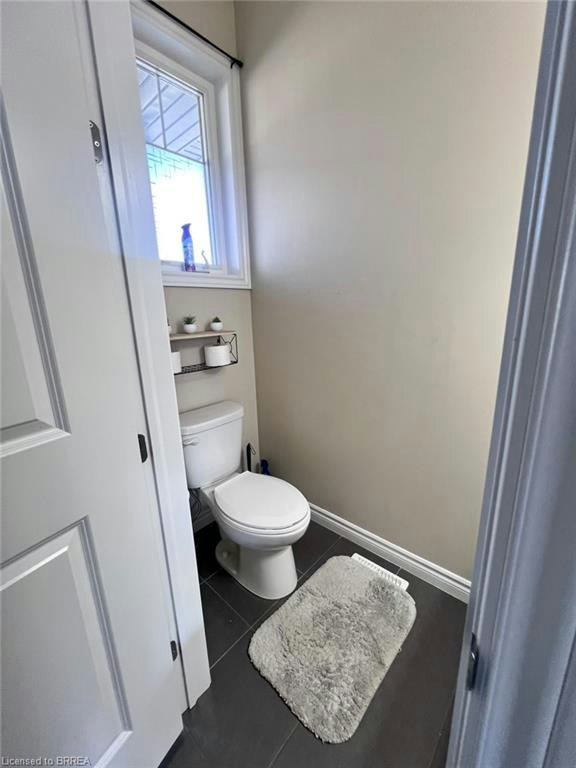 21 Vic Chambers Place, Brant, ON, N3L 0E6 - 5