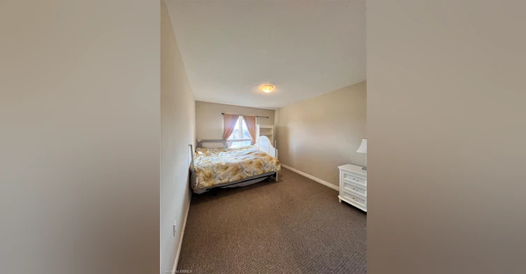 21 Vic Chambers Place, Brant, ON, N3L 0E6 - 14