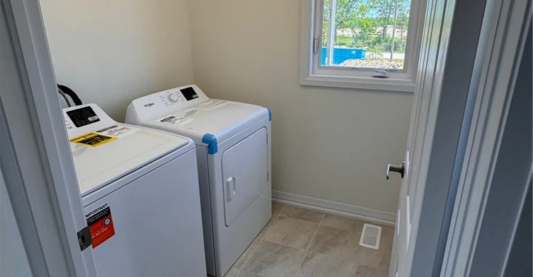 9 Scotch Thistle Lane, Cayuga, ON - 13