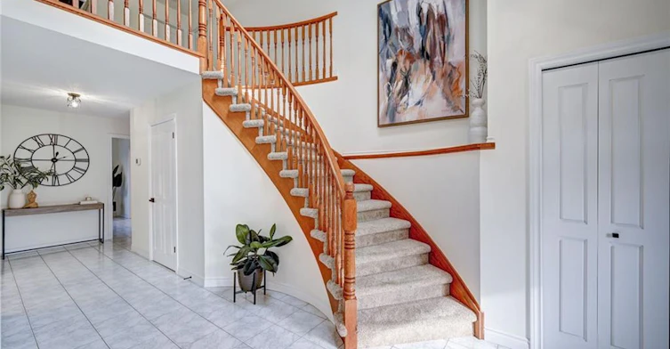 29 Napoleon Drive, Hamilton, ON, L8E 4Y7 - 4