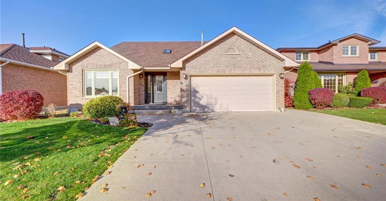 29 Napoleon Drive, Hamilton, ON, L8E 4Y7