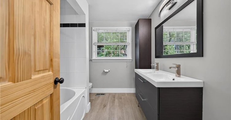 256 Shakespeare Drive, Waterloo, ON, N2L 2T6 - 34