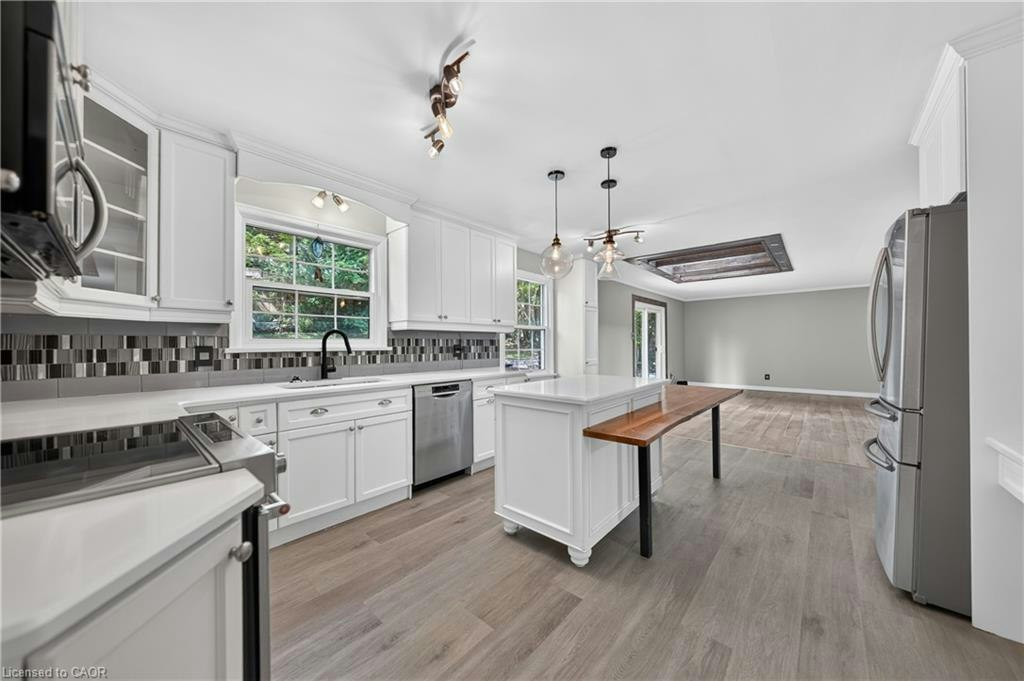 256 Shakespeare Drive, Waterloo, ON, N2L 2T6 - 14