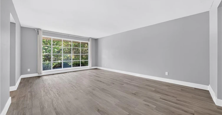 256 Shakespeare Drive, Waterloo, ON, N2L 2T6 - 6
