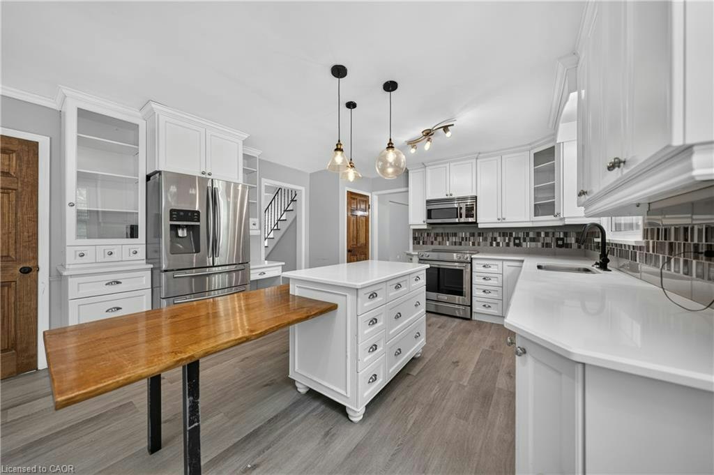 256 Shakespeare Drive, Waterloo, ON, N2L 2T6 - 15