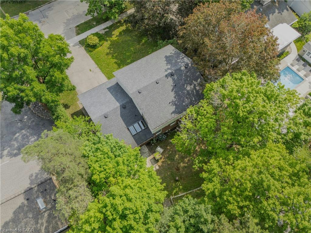 256 Shakespeare Drive, Waterloo, ON, N2L 2T6 - 46