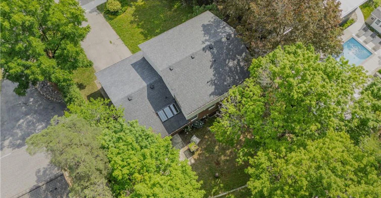 256 Shakespeare Drive, Waterloo, ON, N2L 2T6 - 46