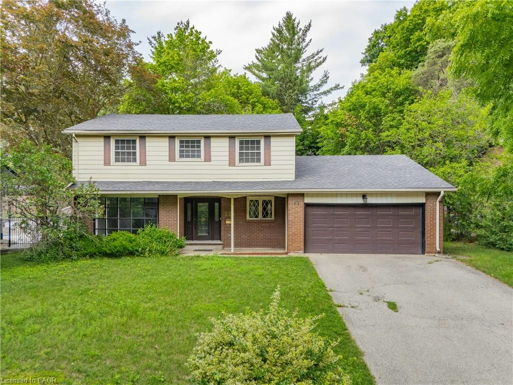 256 Shakespeare Drive, Waterloo, ON, N2L 2T6