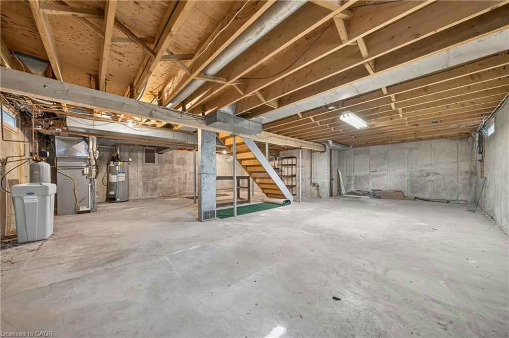 256 Shakespeare Drive, Waterloo, ON, N2L 2T6 - 36
