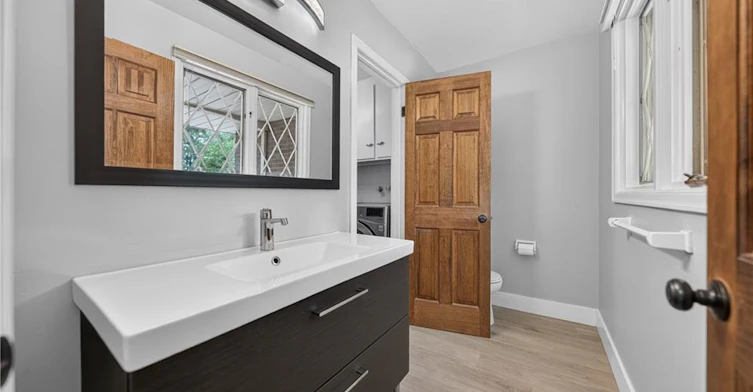 256 Shakespeare Drive, Waterloo, ON, N2L 2T6 - 19