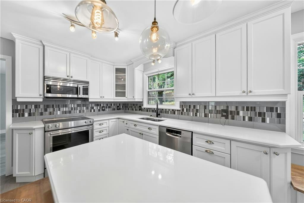 256 Shakespeare Drive, Waterloo, ON, N2L 2T6 - 12
