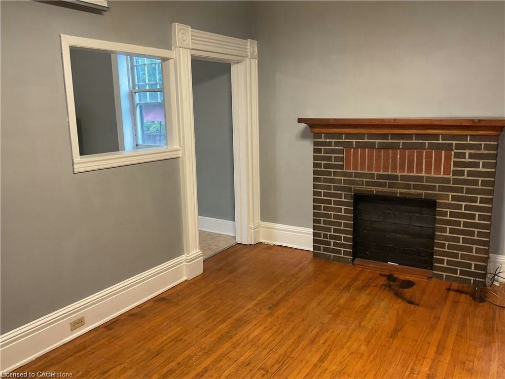2-303 East 19th Street, Hamilton, ON, L9A 4S6