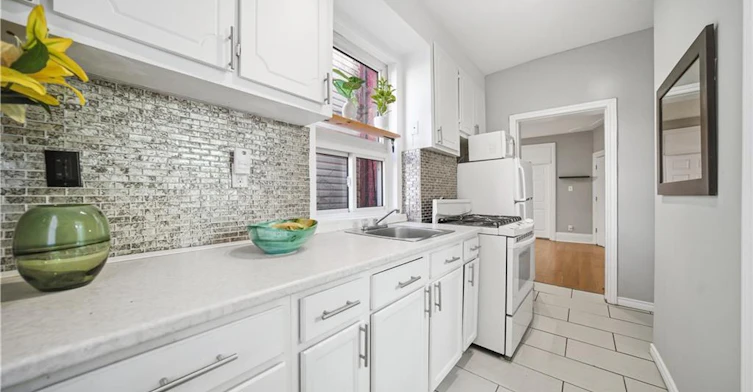 1-107 Queen Street S, Hamilton, ON, L8P 3R9 - 13