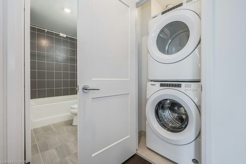 1506-155 Caroline Street S, Waterloo, ON, N2L 0J8 - 27